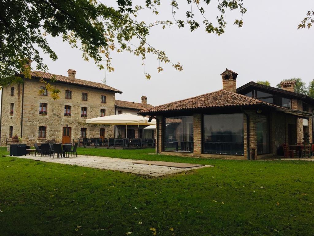 Qui Wolf Udine Hotel Collalto Exterior photo